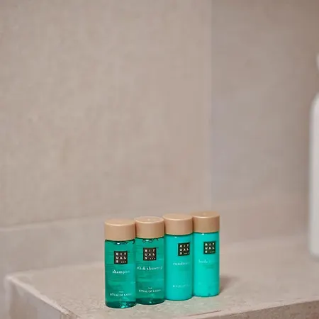 Sun & Fun Infinity Pool