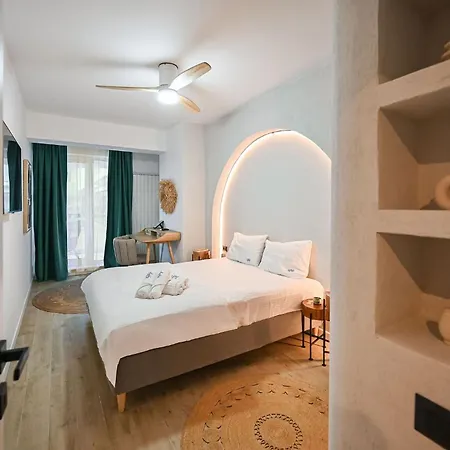 Sun & Fun Infinity Pool Apartament Mamaia