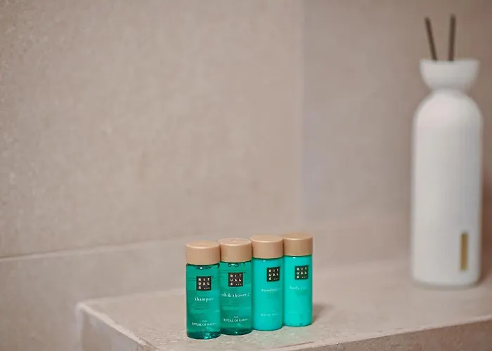 Sun & Fun Infinity Pool