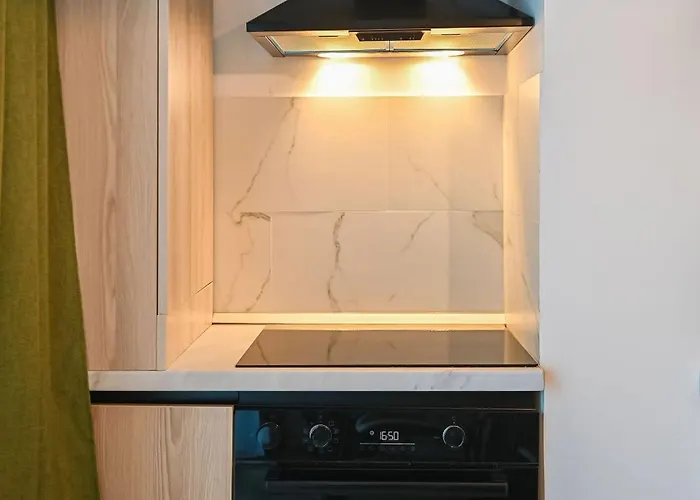 Sun & Fun Infinity Pool *