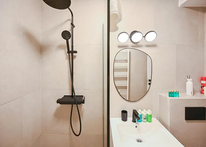 Sun & Fun Infinity Pool *